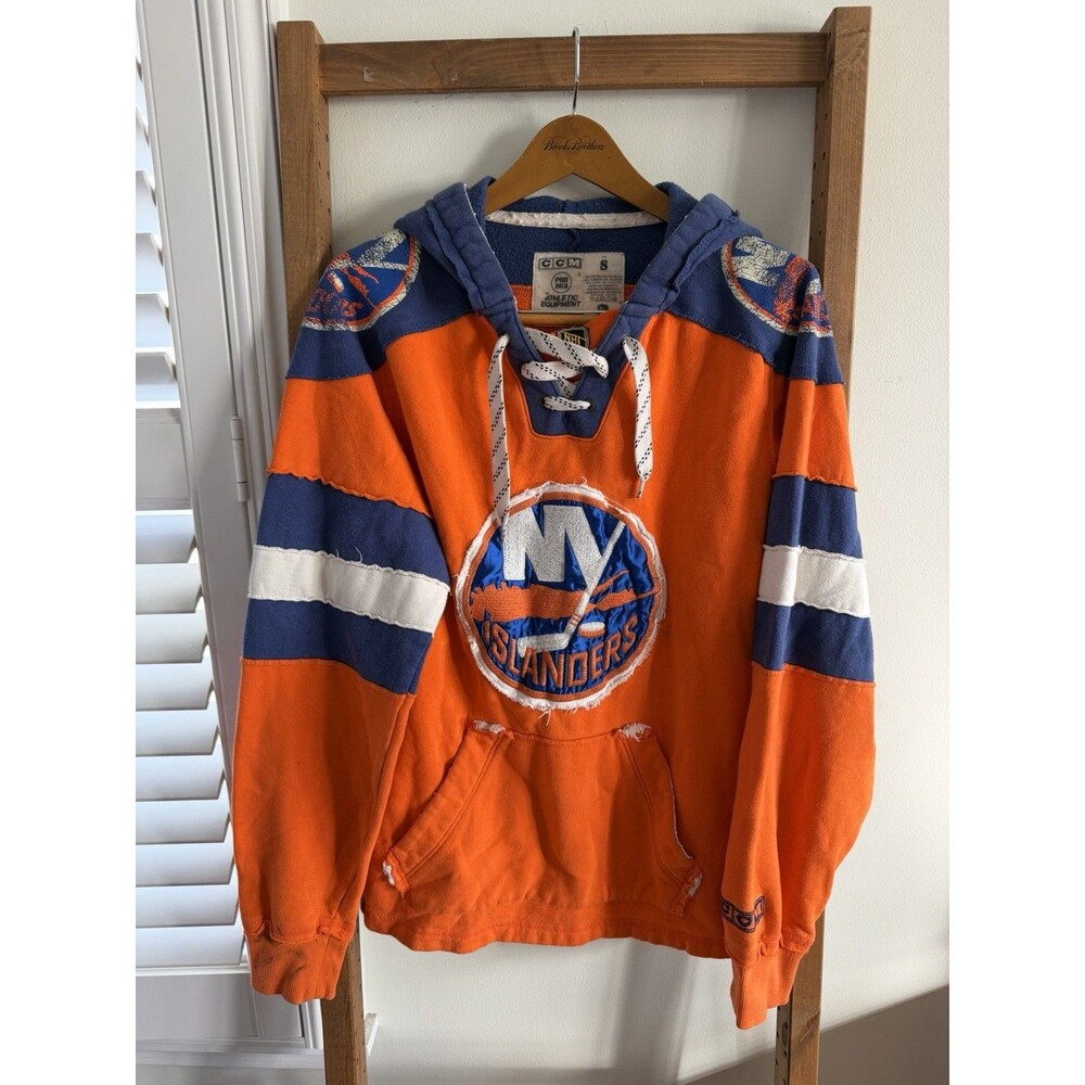 CCM New York Islanders NHL Lace Up Hoodie Mens S Orange Blue Distressed Logo VTG